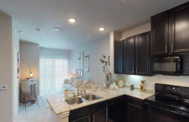 13333 Center Lake Dr Gallery 2