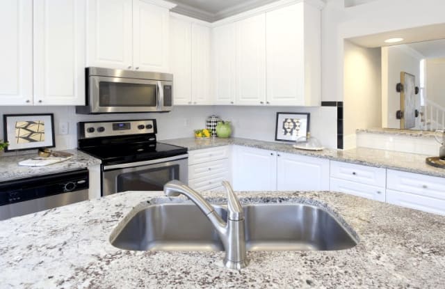 Tuscany Row Apartments Gallery 3