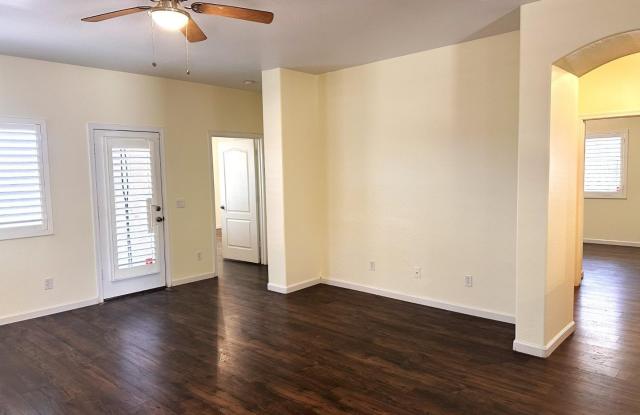 11642 W Mountain View Drive Gallery 2