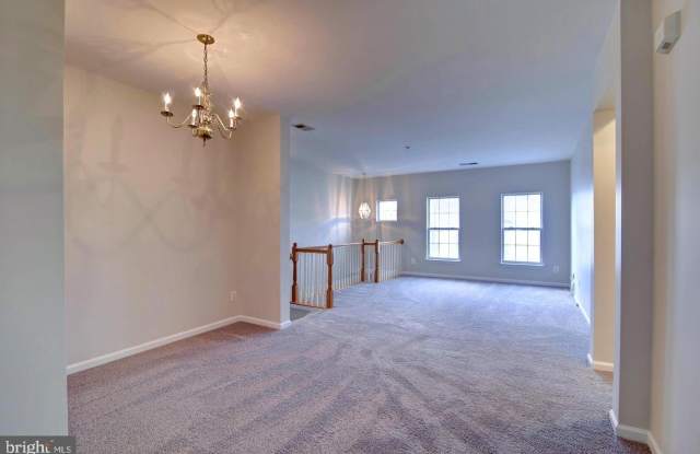 20261 OWINGS Terrace Gallery 3