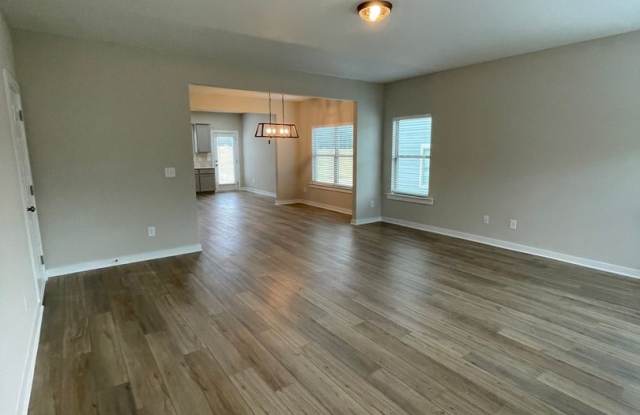 Home for Rent in Jasper, AL!!! Available to View with a 48 Hour Notice! Gallery 4