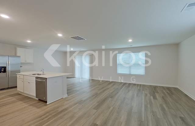127 Inez Avenue Gallery 2