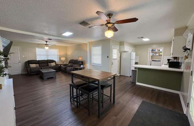 34 CHAUVIN DRIVE Gallery 3