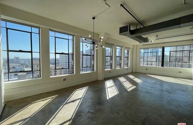 315 E 8Th St - 315 East 8th Street, Los Angeles, CA 90014