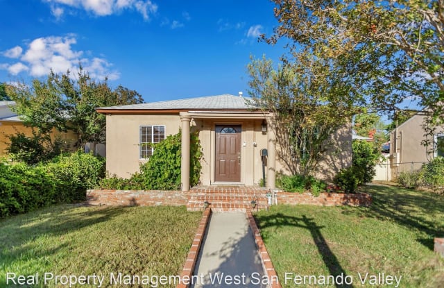 5944 Lindley Ave, - 5944 Lindley Avenue, Los Angeles, CA 91316
