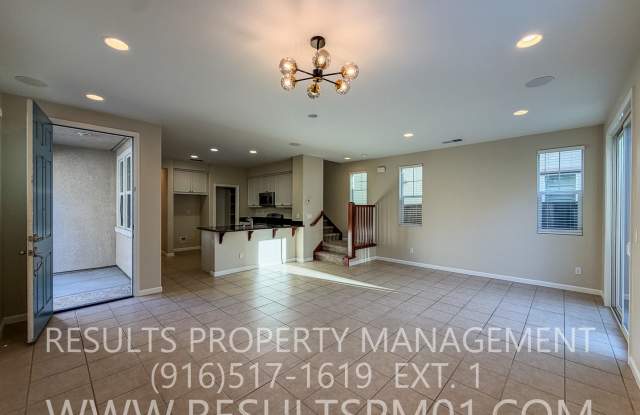 Beautiful Upgraded 3 Bedroom + Bonus Room Townhome in a Highly Desirable Location! photos photos