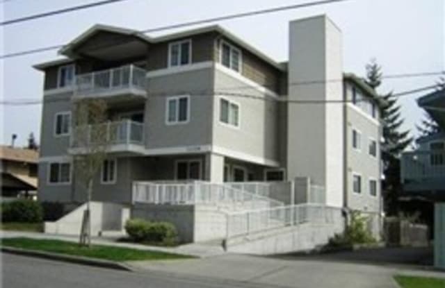 11326 3rd Ave NE - 11326 3rd Avenue Northeast, Seattle, WA 98125