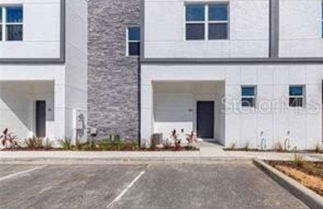 400 FAMAGUSTA DRIVE photos photos