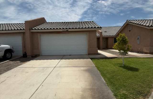 3 bedroom Townhome in Desert Sky- AVAILABLE NOW Gallery 1