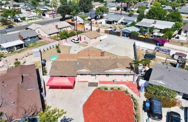 1655 Densmore Street Gallery 2