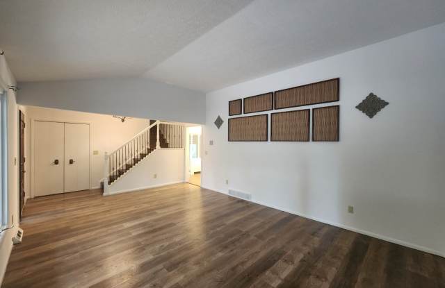 6741 Duneden Ave Gallery 4