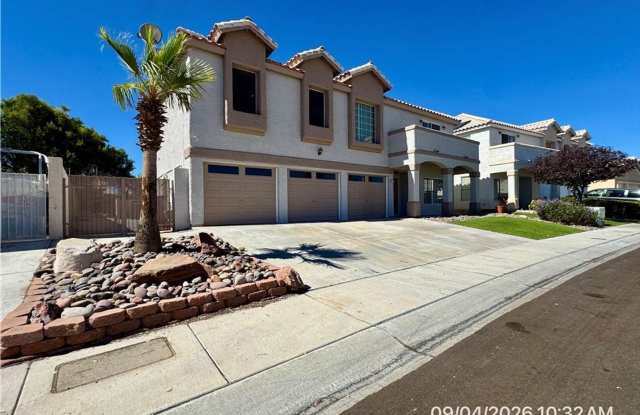 5-Bedroom Home with Loft, Pool & Mountain Views photos photos