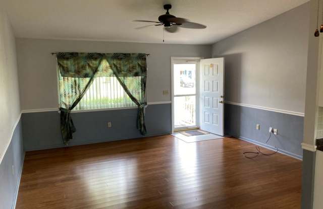 SW Ocala 2/2 Home in Palm Cay a 55+ Adult Community Gallery 4
