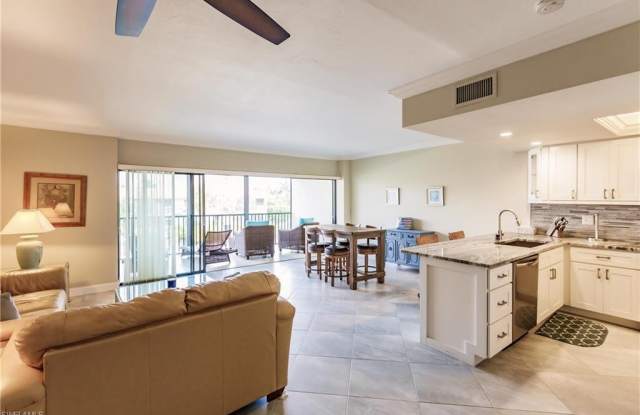 1165 Clam CT Gallery 2