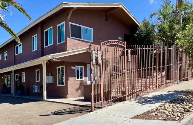 2964 E St photos photos