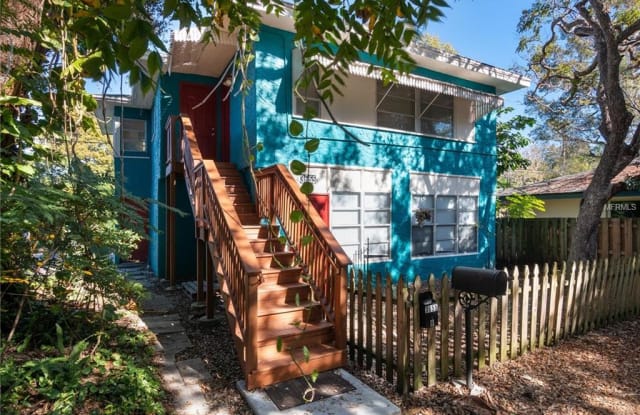 3655 1ST (UPPER UNIT) AVENUE N - 3655 1st Ave N, St. Petersburg, FL 33713