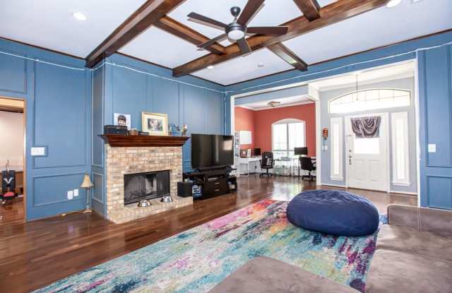 619 Stone Canyon Drive Gallery 3