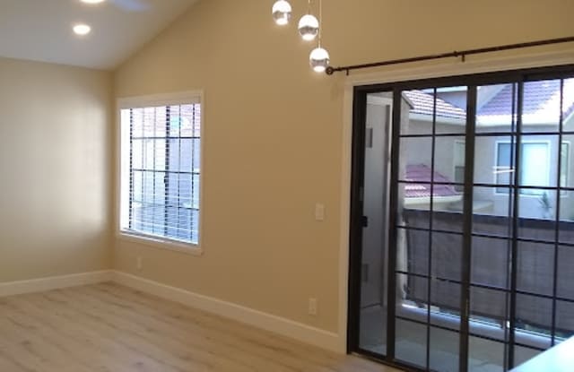 2359 Archwood Ln Gallery 3