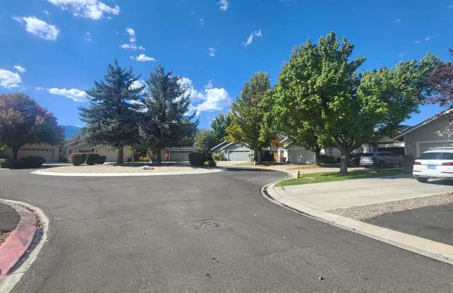 Patio Home For Lease in Winhaven Gardens Gallery 4