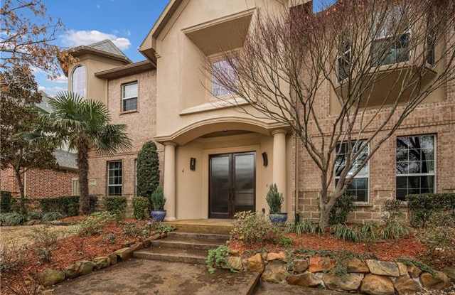 7012 MILLS BRANCH Circle Gallery 2