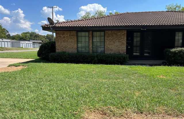 1400 W Laurel Street photos photos