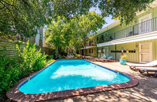 Beautiful 2 bedroom, 2 bathroom unit in West Austin!!! photos photos