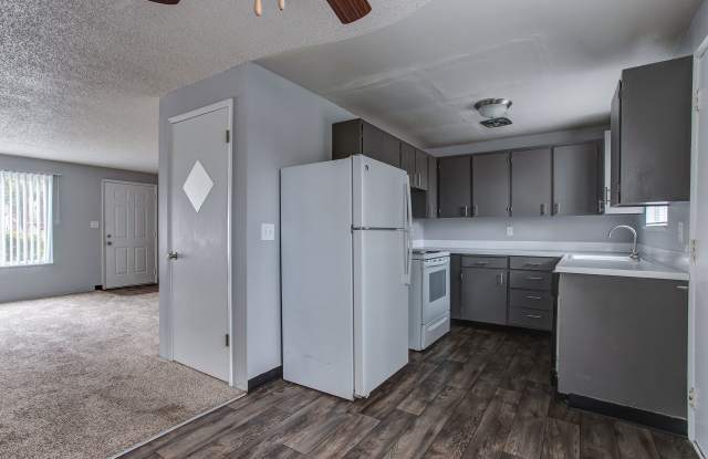 Shenandoah Gardens Apartments photos photos