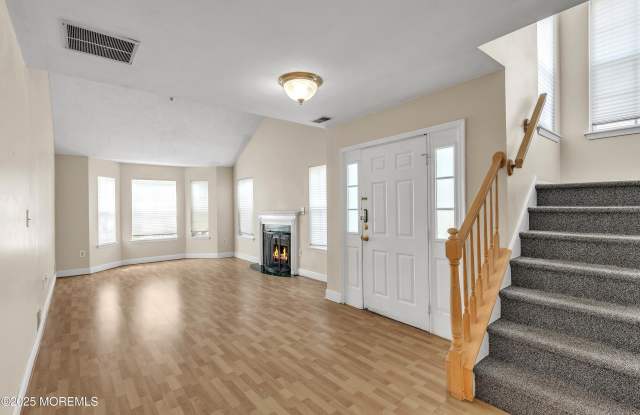 2106 Grassy Hollow Drive photos photos 2106 Grassy Hollow Drive photos photos