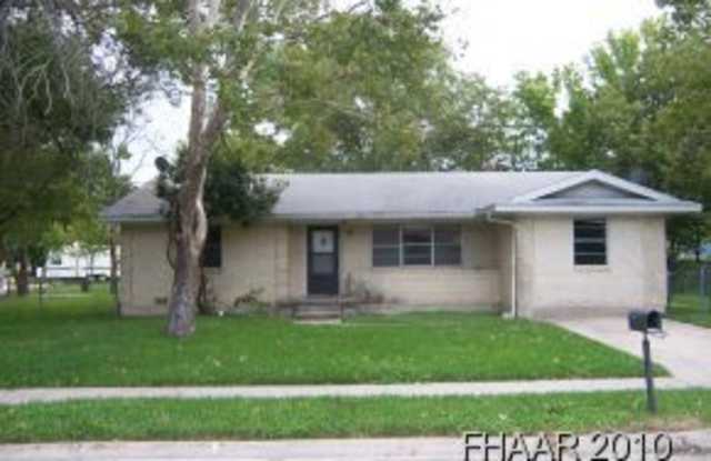 414 East Ave. B photos photos