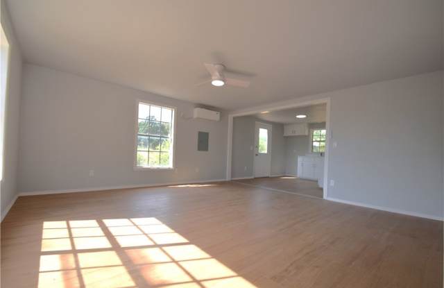 10655 Keller Road Gallery 2