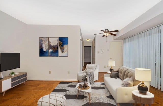 Azalea Apartments Gallery 2