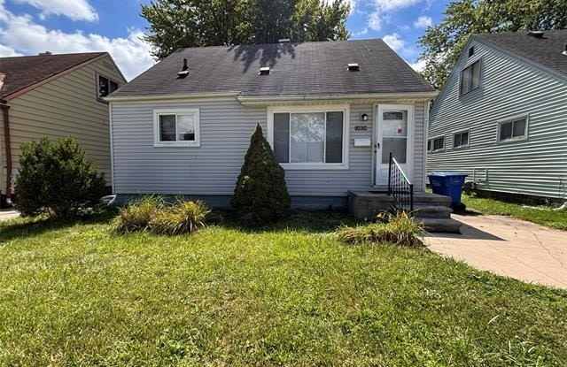 14824 Myola Avenue photos photos