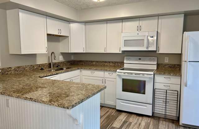 500 RIDGECREST CT Gallery 2