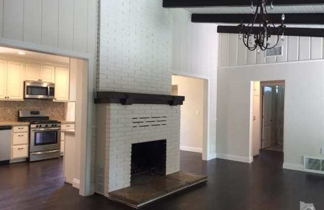 3681 Valencia Avenue Gallery 4