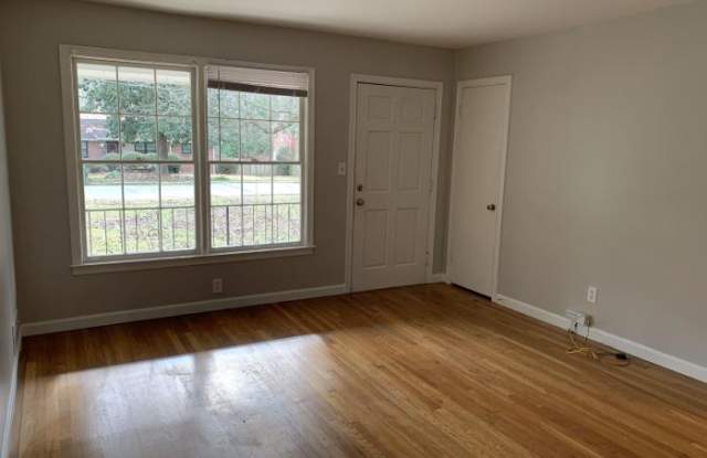 3242 Lindmoor Dr Gallery 3