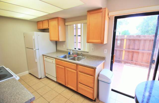 7446 Wynnewood Square - 190Unit 190 Gallery 4
