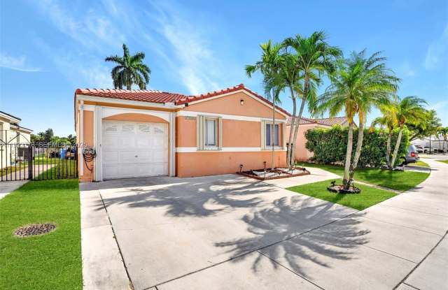 17101 SW 142nd Pl photos photos