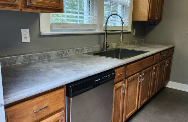 3 bedroom 1.5 baths in Belvoir Area of East Ridge, TN Gallery 3