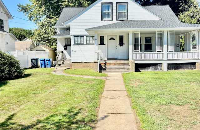 47 West Maple Avenue photos photos