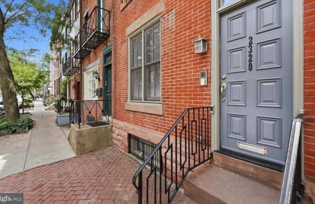 2320 LOMBARD STREET Gallery 3