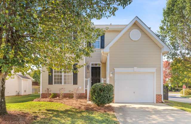 W. Wendover, Beautiful Home, Granite Counter-Tops, SS Appliances, Hardwoods, FP, Deck, Fenced, Garage! - 3837 Parkway Vista Drive, High Point, NC 27409