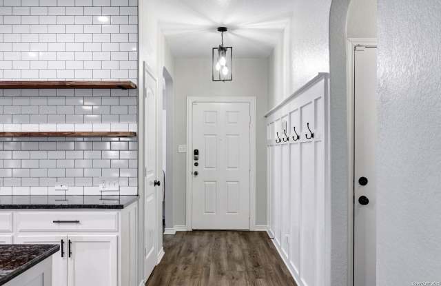 11711 Caraway Hill Gallery 3