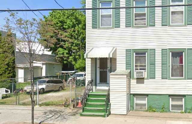 33 Quail St - 33 Quail Street, Albany, NY 12206 33 Quail St - 33 Quail Street, Albany, NY 12206