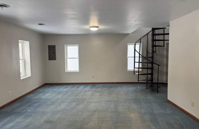 3 Bedroom Home For Rent in Carbondale Gallery 3