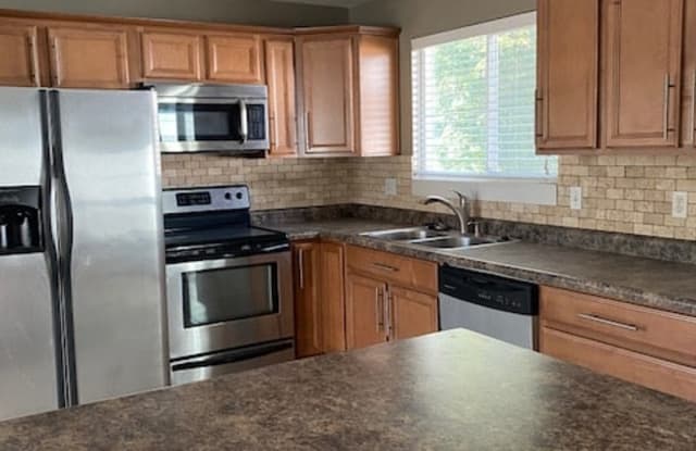 1229 East 8220 South - 1229 8220 South, Sandy, UT 84094