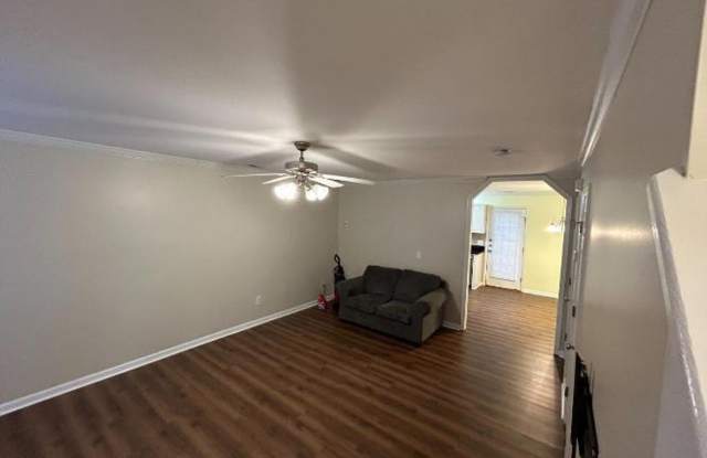 914 Savin Landing Gallery 4