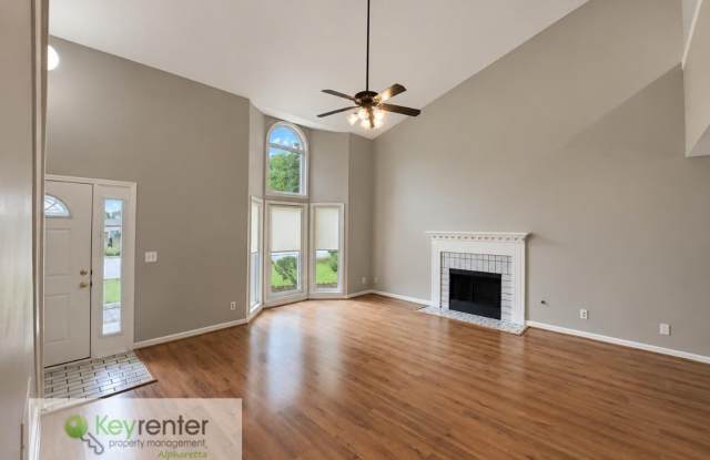 Main Level Living in Jones Bridge Place Community Gallery 4