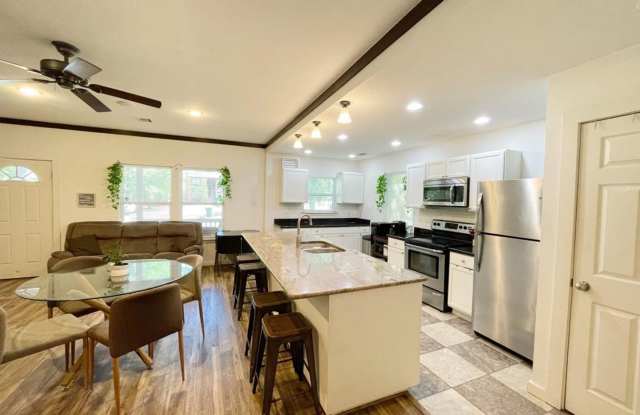 NEWER 4 bedroom house photos photos