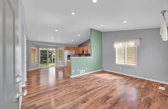 363 Tynan Dr Gallery 2