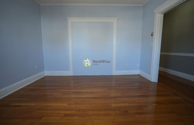 129 Draper St. Gallery 3